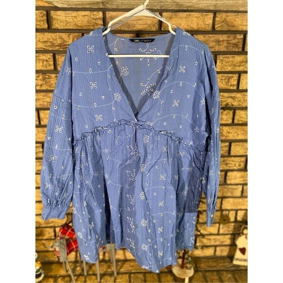 Zara Embroidered Short Dress‎ - Picture 1 of 5